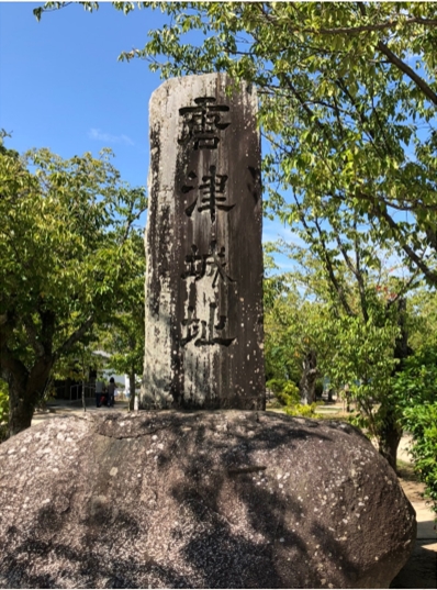 �u���O�i�j��/100����E��100����U�j