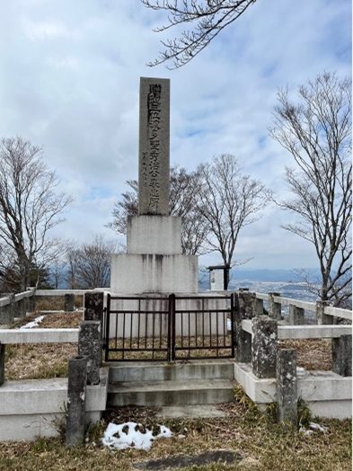 �u���O�i�j��/100����E��100����U�j