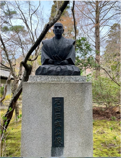 �u���O�i�j��/100����E��100����U�j